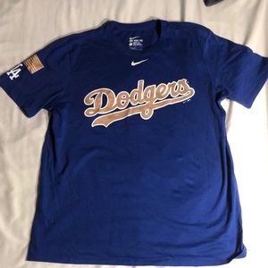 Men’s Nike Dodger T shirt Size Large